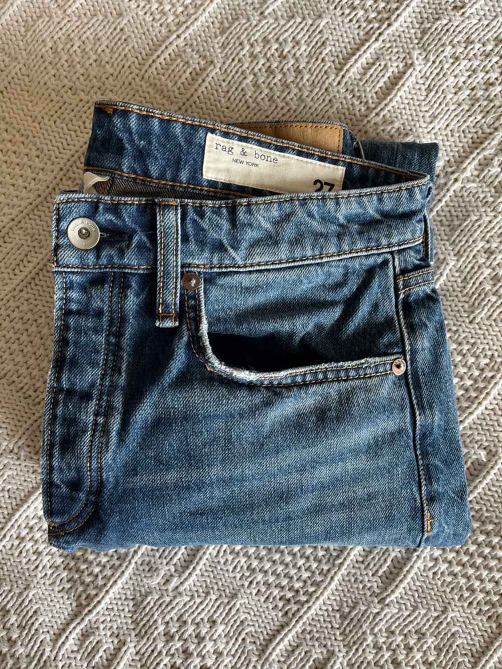 Rag & Bone Rosa Mid-Rise Boyfriend in Clover Sz 27 - Picture 16 of 16